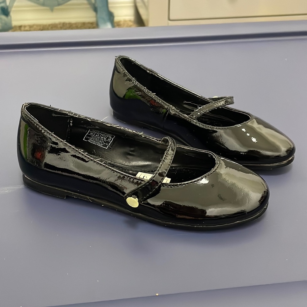 Ralph Lauren patent leather mary jane shoes  size 10